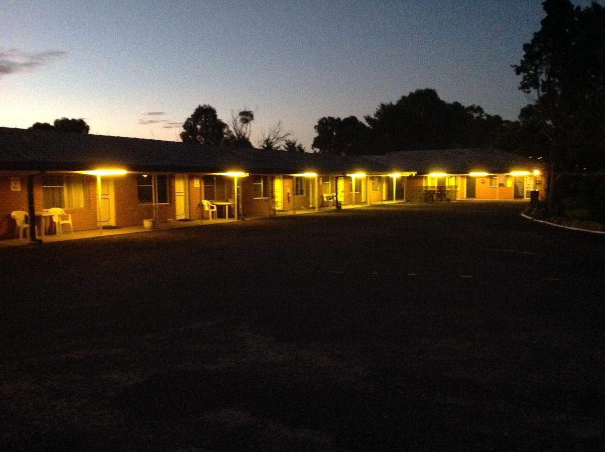 Altona Motel Uralla Esterno foto